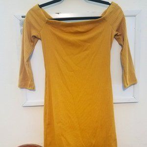 Strapless Ribbed Dress 3/4 length sleeve gold
